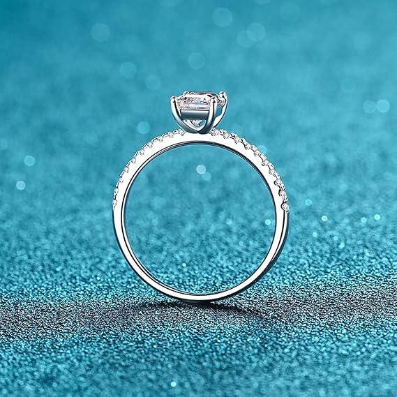 Anillo corte esmeralda