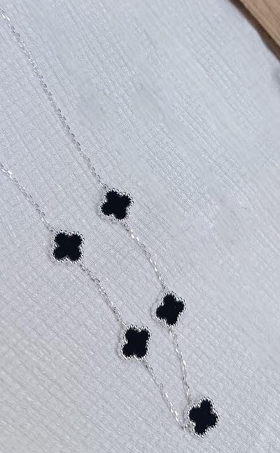 Collar van cleef negro 45 cm